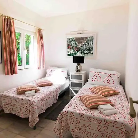 Βίλα Vale Do Lobo-villa Large Pool,great Golf,piano, Almancil